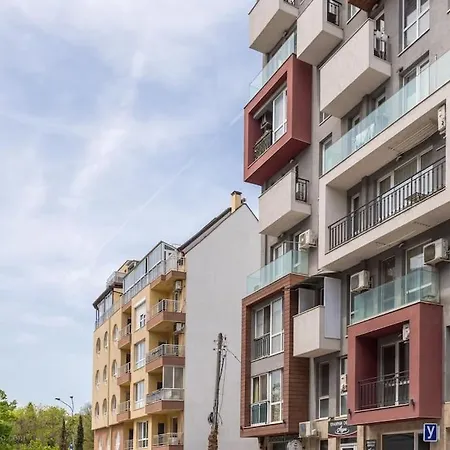 Apartment Bright Place Next To Grand Mall